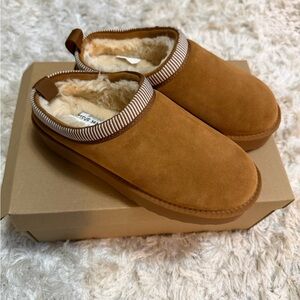 Steve Madden Women’s Codie Suede Brown Fur Slippers- Chestnut Color